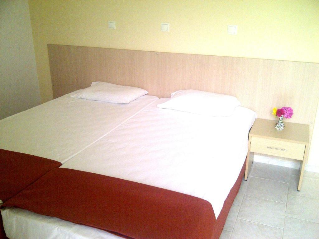Thalassa Studios Faliraki Ruang foto